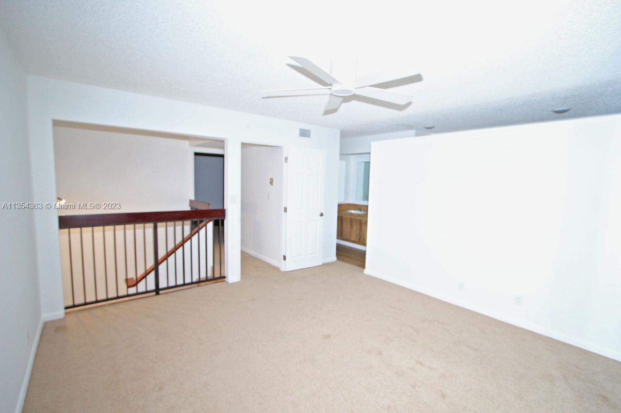 Photo 8 of 14 of 2921 SW 87th Ave 509 condo