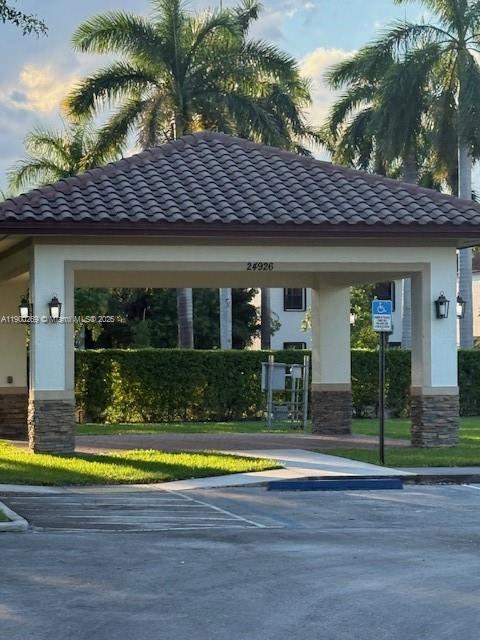 COCO PALM ESTATES - Residential Lease