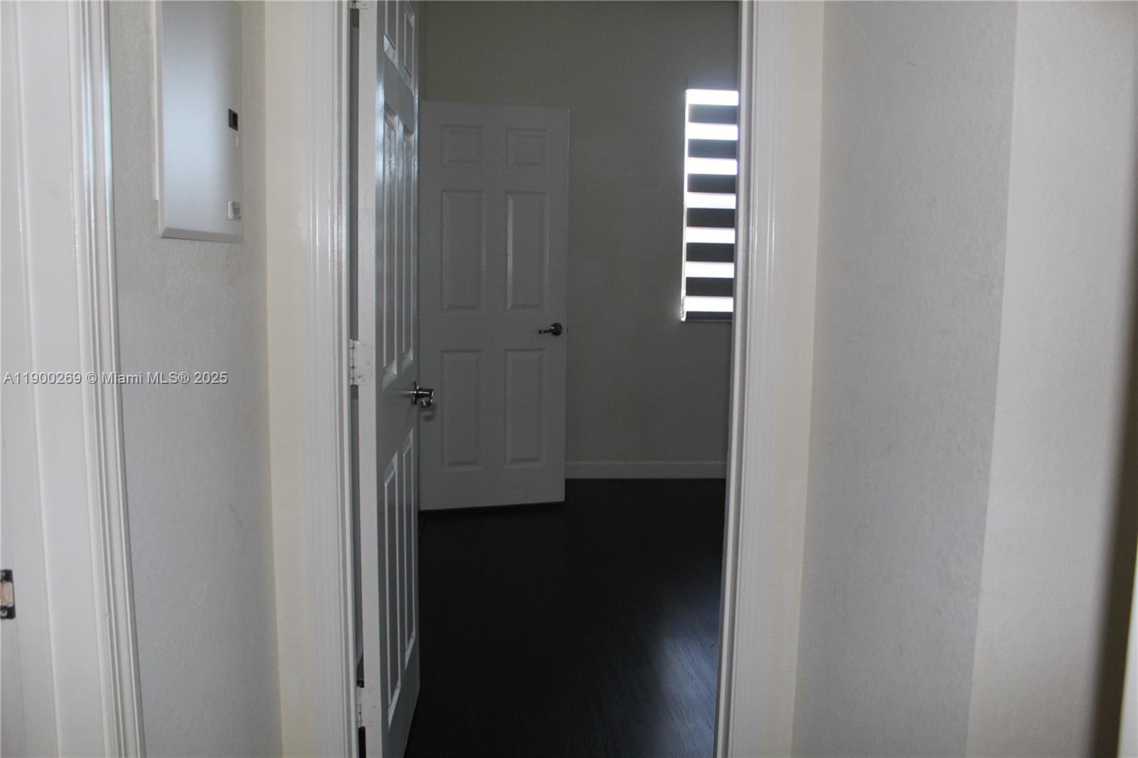 COCO PALM ESTATES - Residential Lease