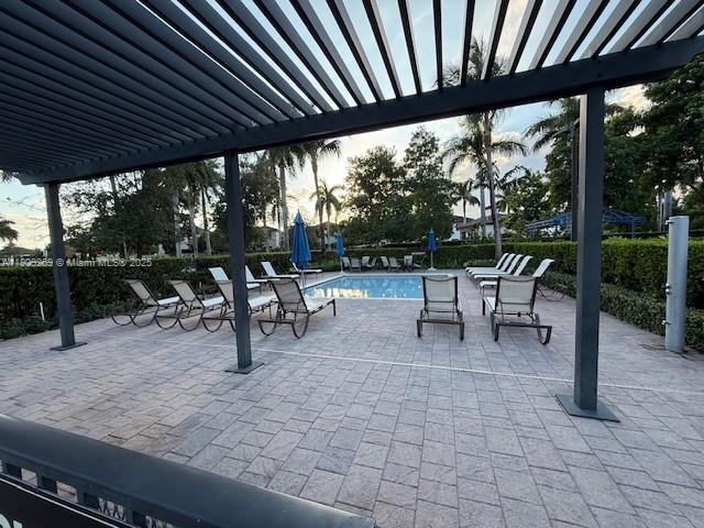 COCO PALM ESTATES - Residential Lease