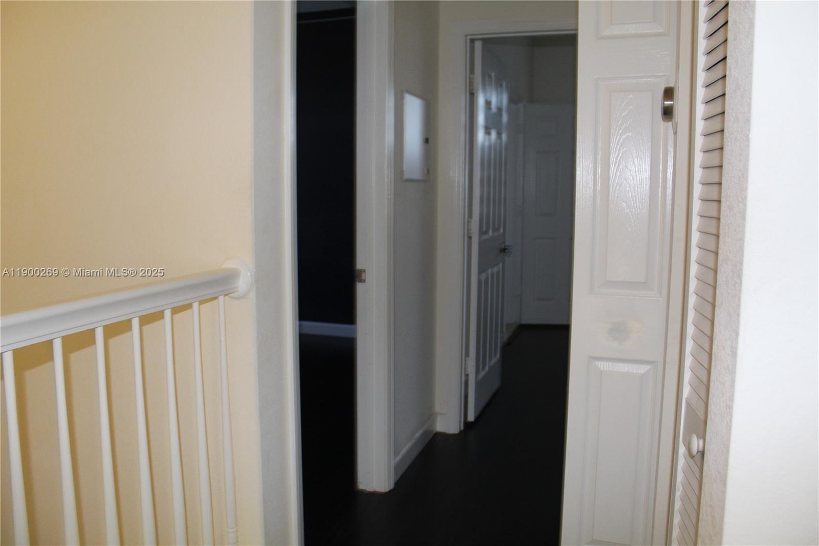 COCO PALM ESTATES - Residential Lease