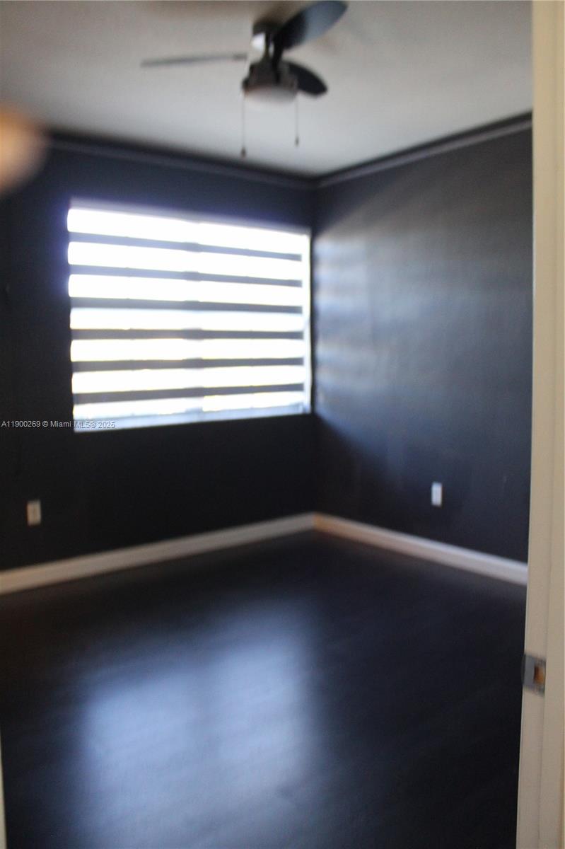 COCO PALM ESTATES - Residential Lease