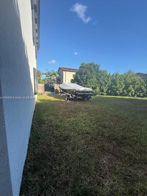 COCO PALM ESTATES - Residential Lease