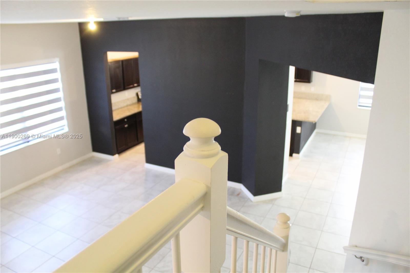 COCO PALM ESTATES - Residential Lease