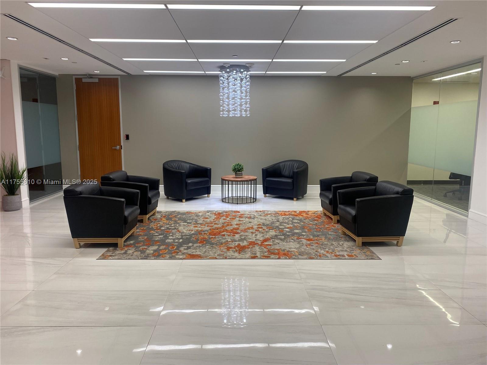 2 S Biscayne Blvd 3200