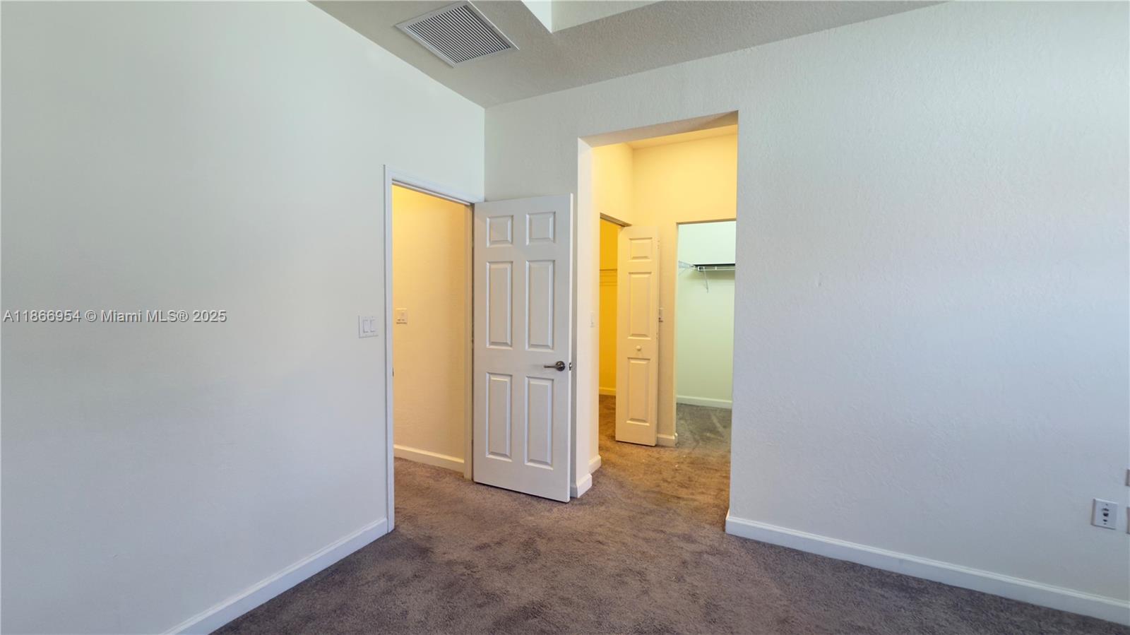 AQUABELLA SECTION ONE - Residential