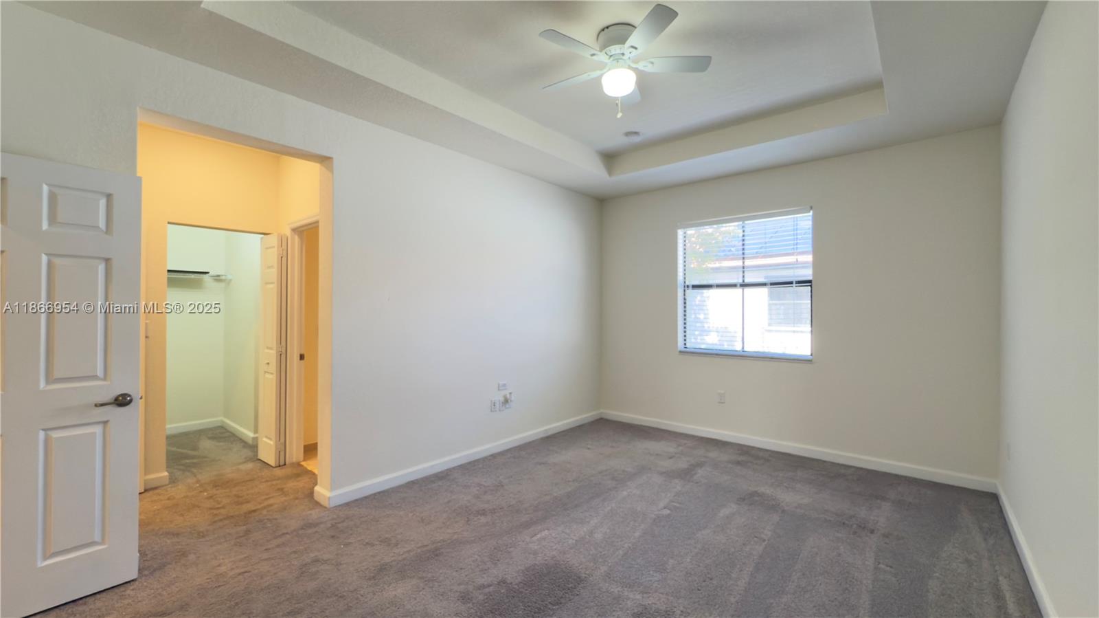 AQUABELLA SECTION ONE - Residential