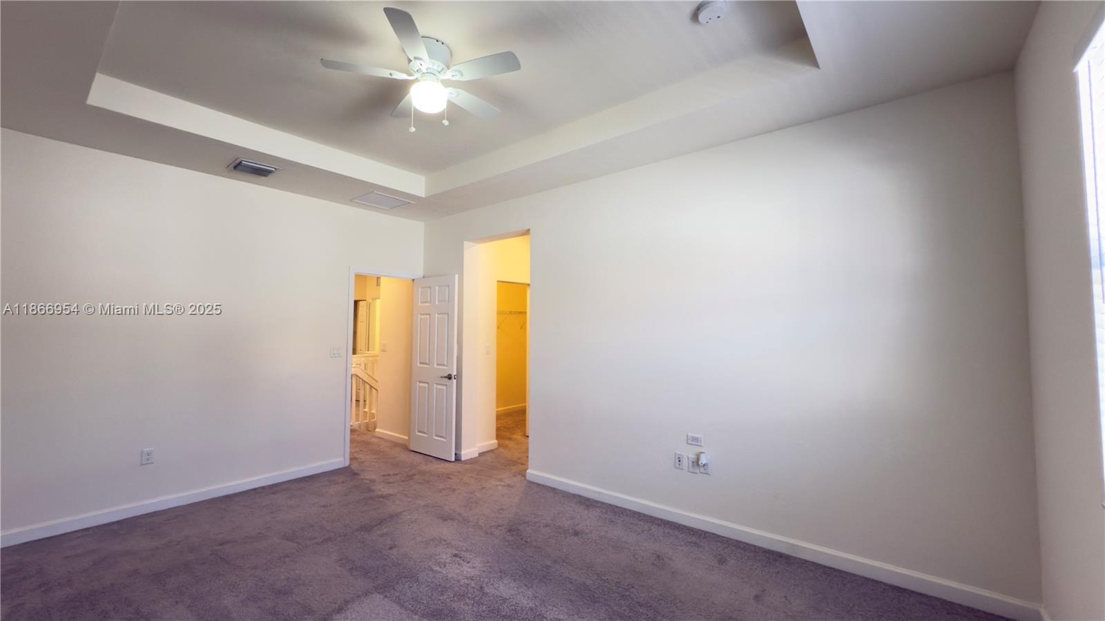 AQUABELLA SECTION ONE - Residential