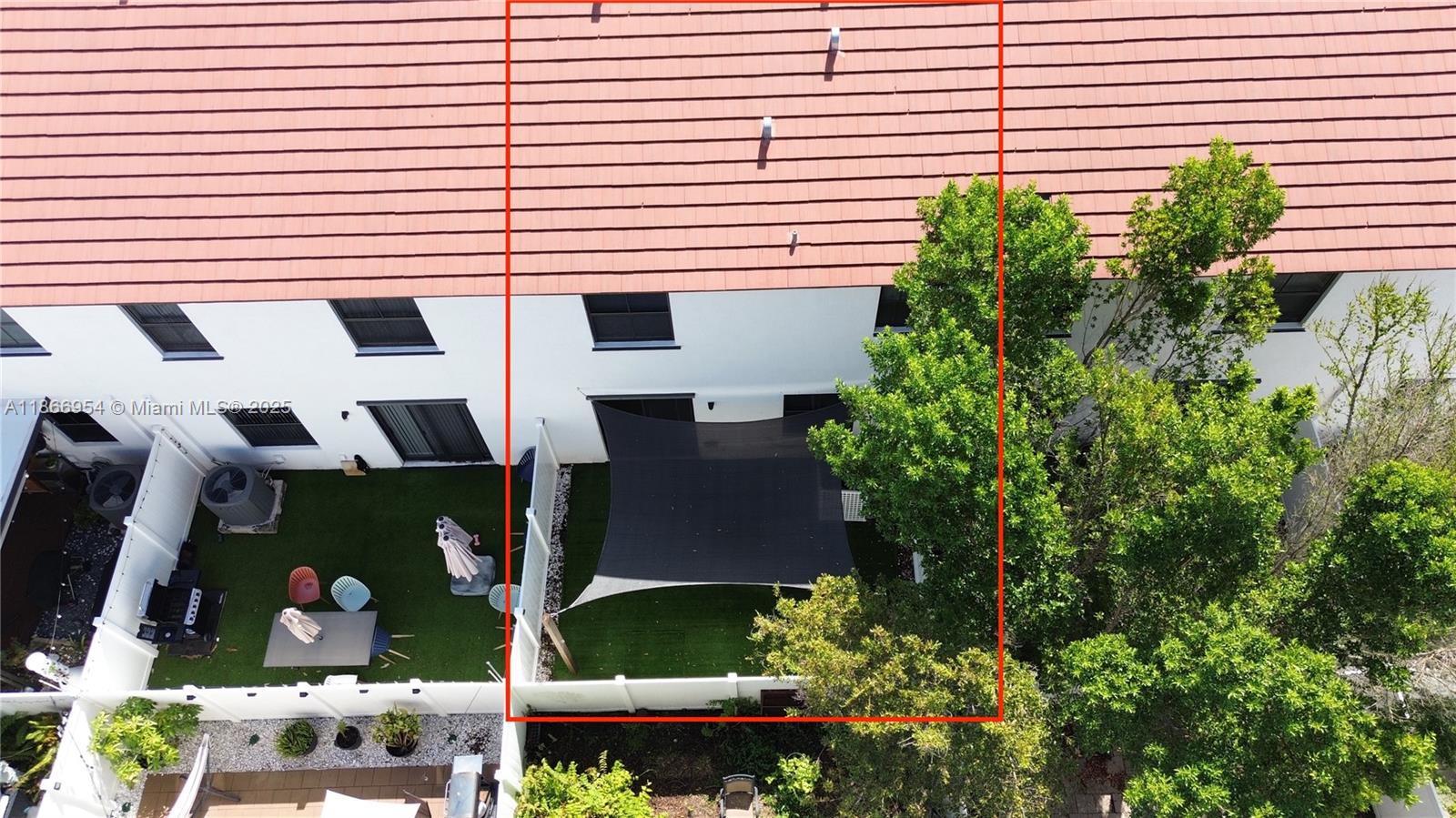 AQUABELLA SECTION ONE - Residential