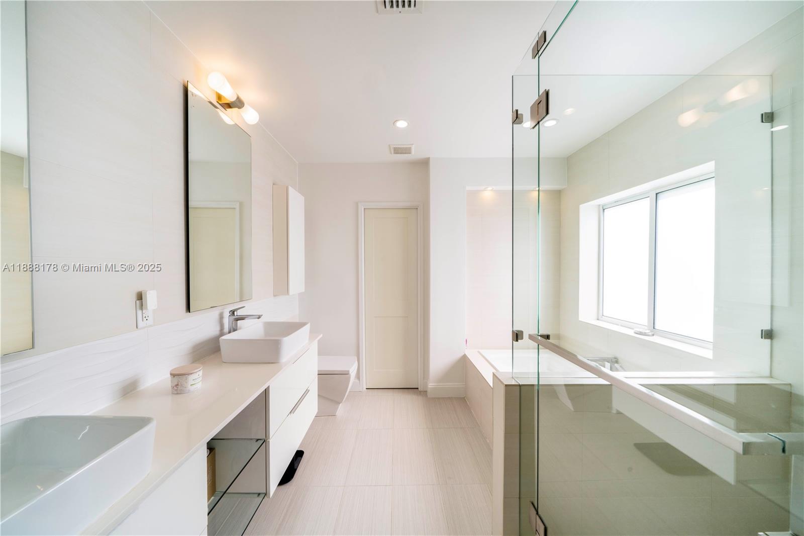 NAUTILUS EXTENSION - Residential Lease