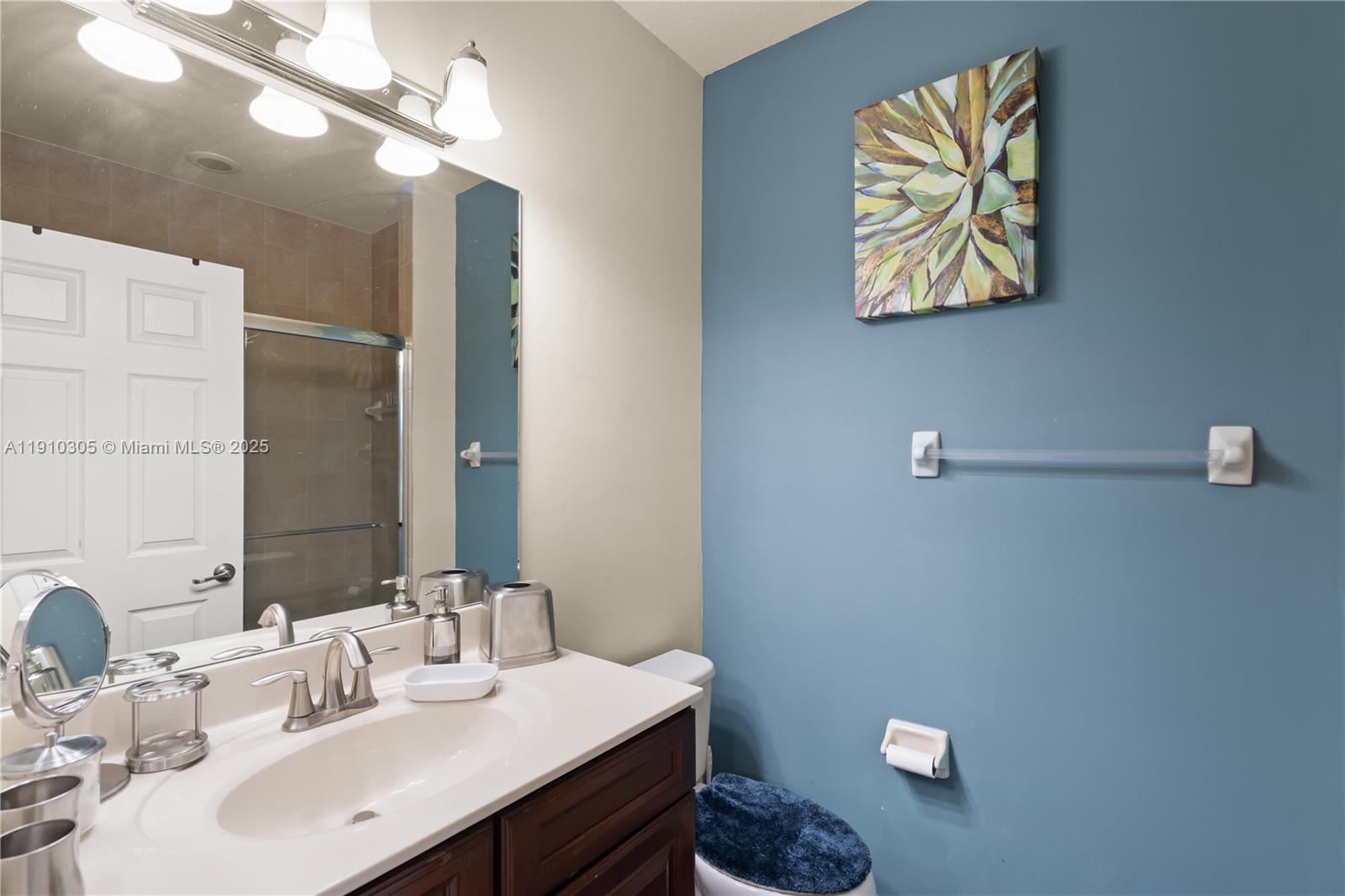 ISLES AT GRAND BAY - Residential Lease