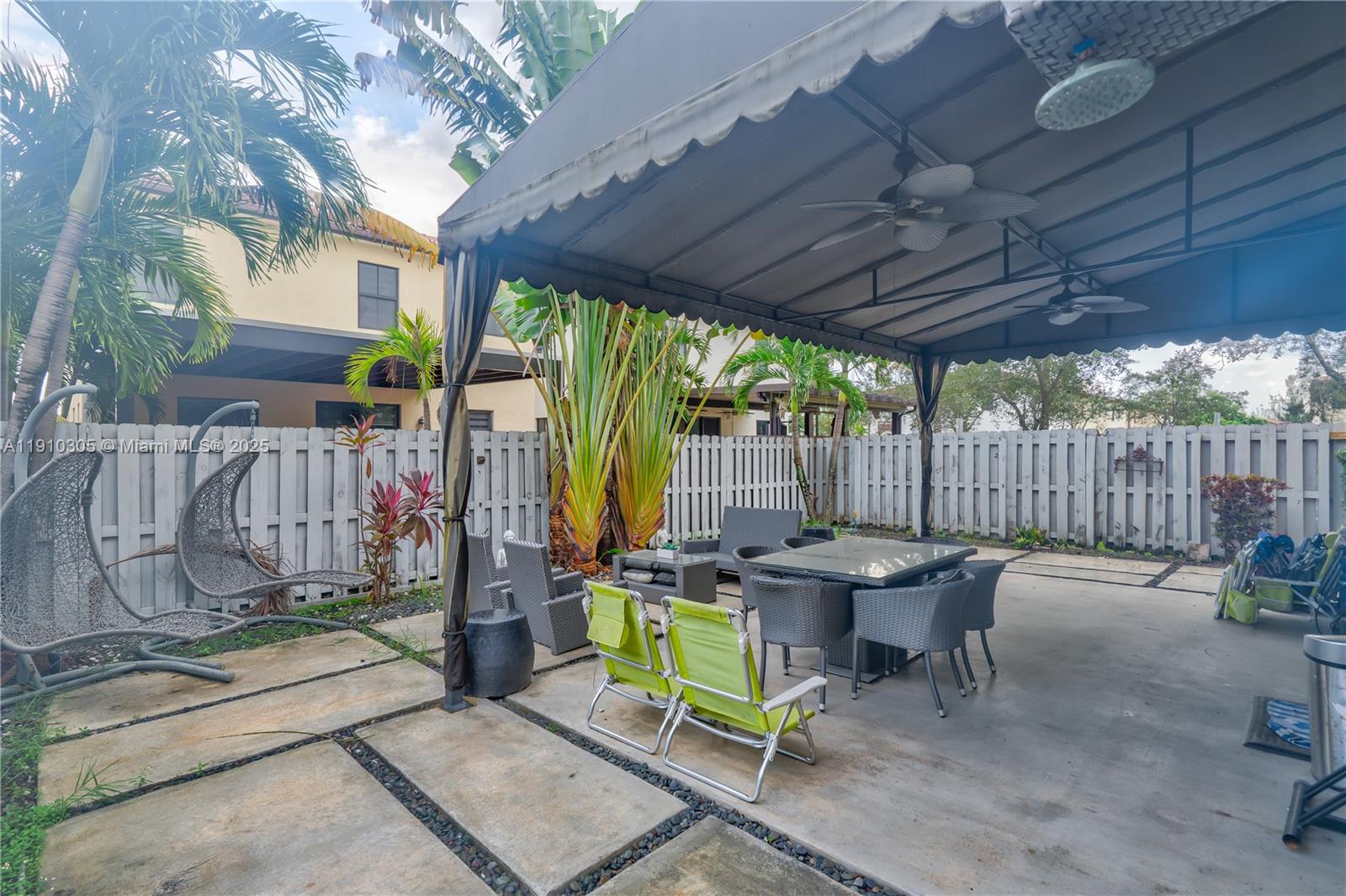 ISLES AT GRAND BAY - Residential Lease