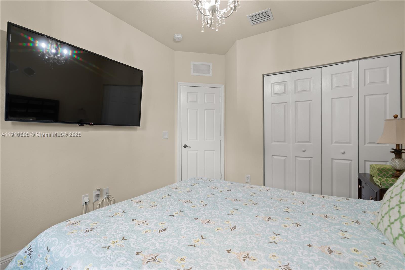 ISLES AT GRAND BAY - Residential Lease