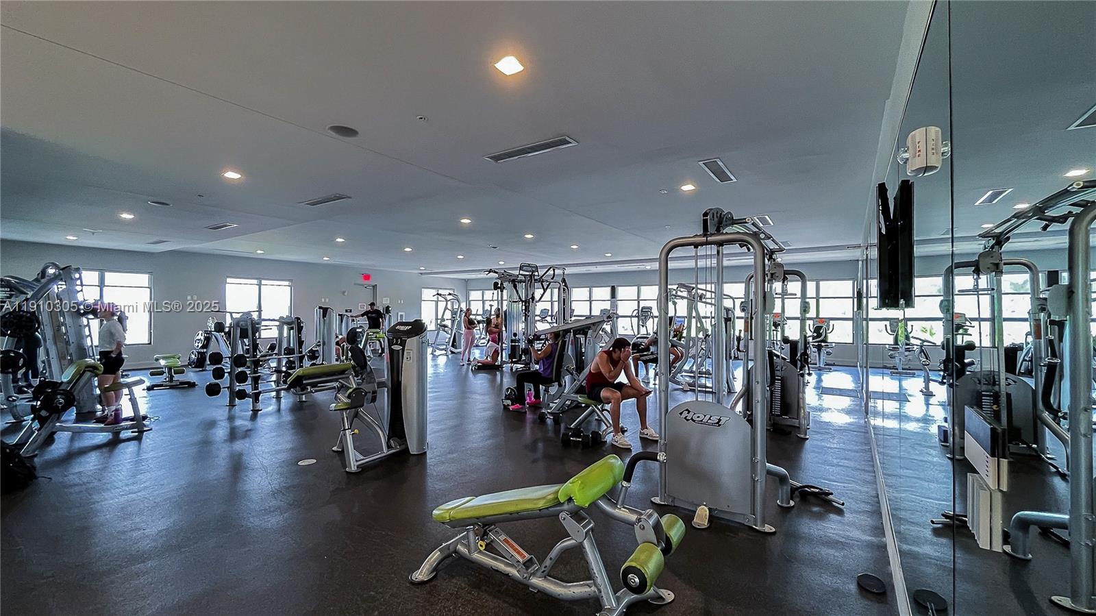 ISLES AT GRAND BAY - Residential Lease