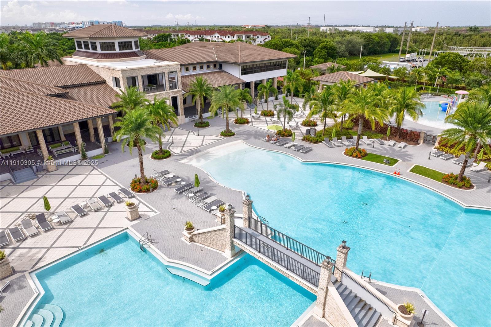 ISLES AT GRAND BAY - Residential Lease