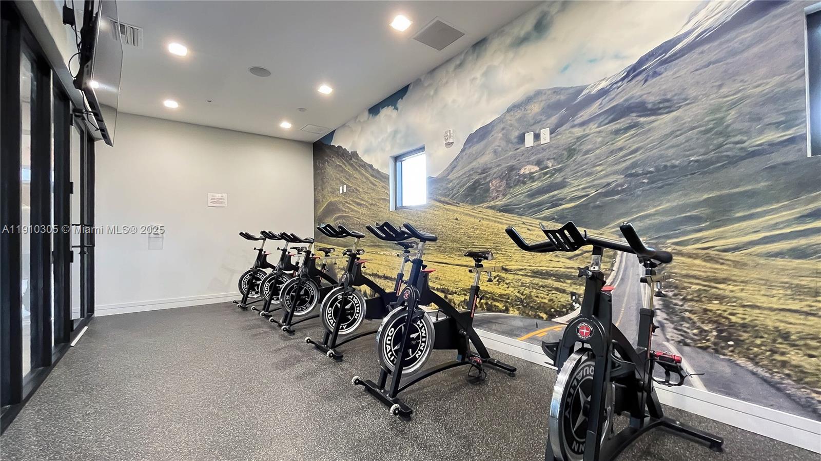 ISLES AT GRAND BAY - Residential Lease