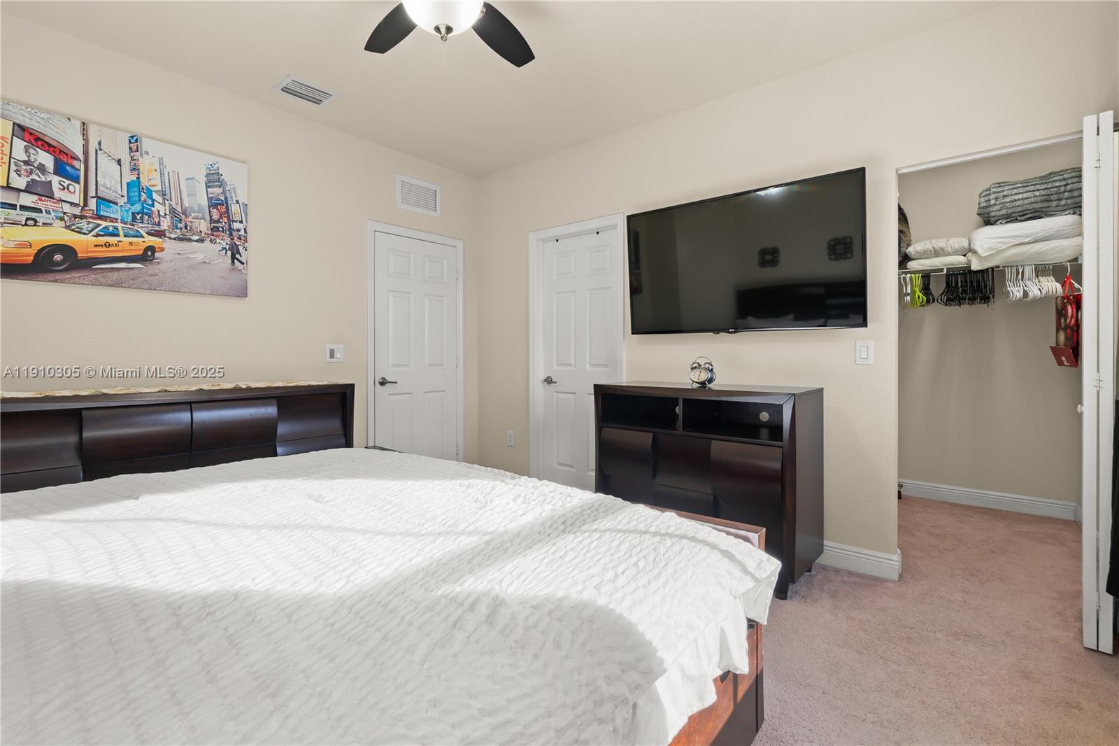 ISLES AT GRAND BAY - Residential Lease