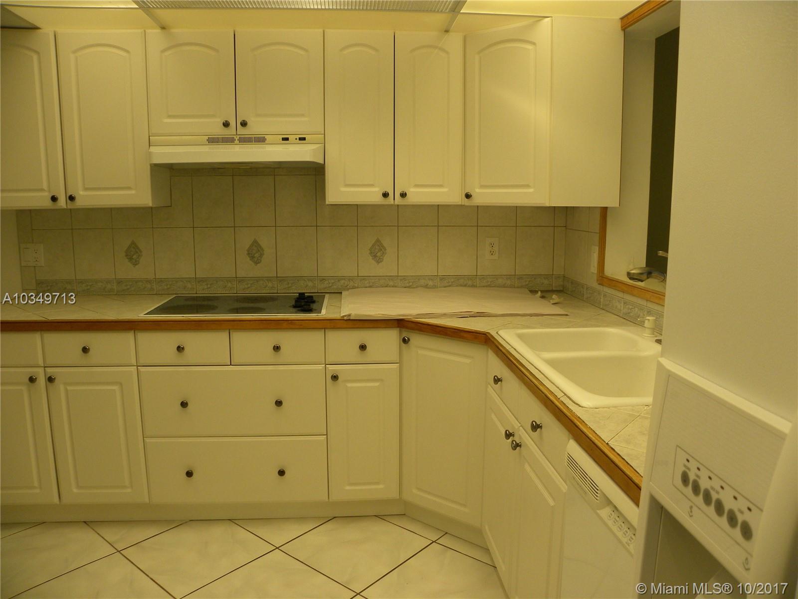 SAXON WOODS SOUTH CONDO - Residential