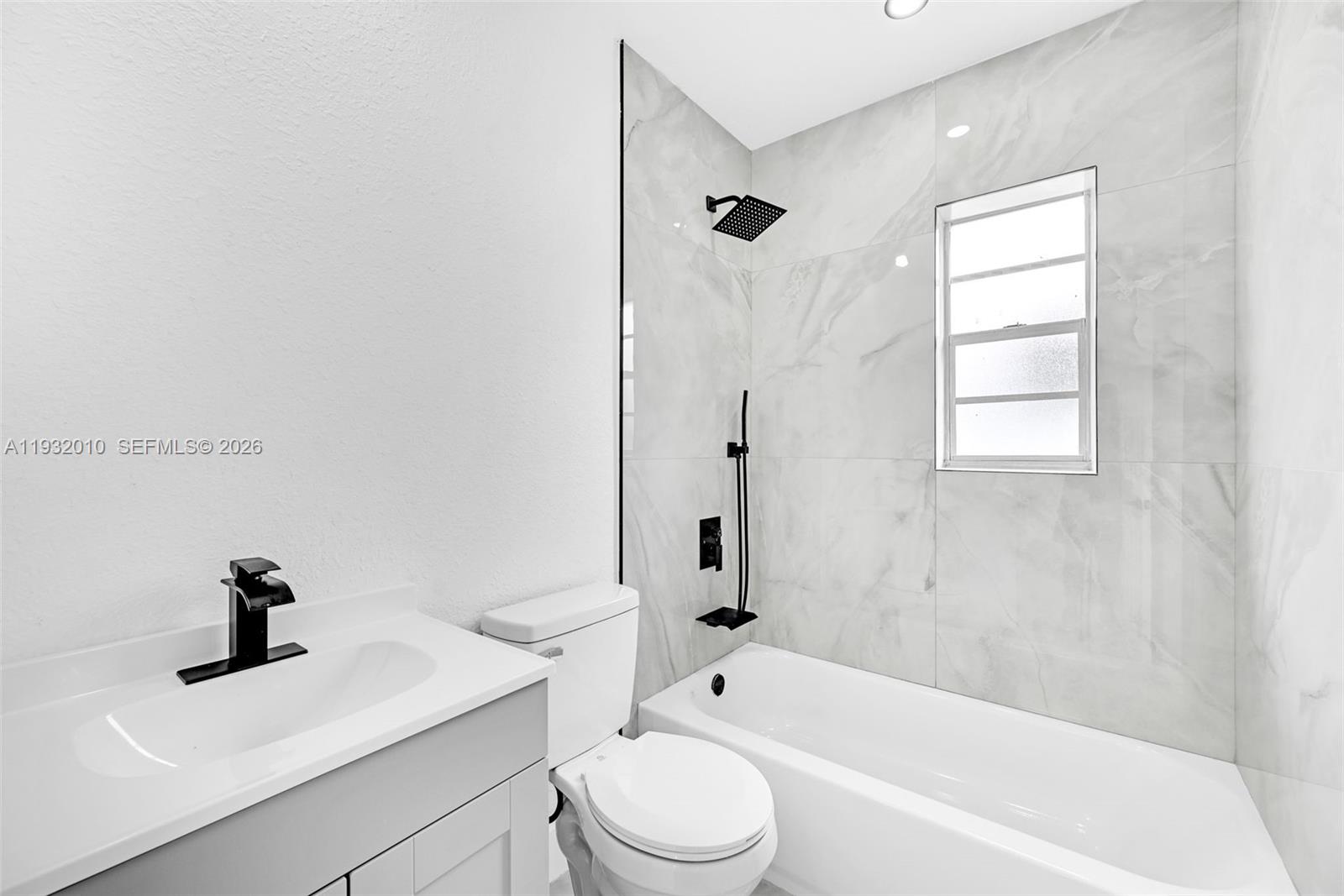 GOLF ESTATES - Residential