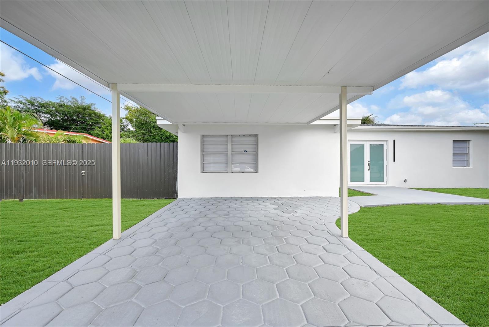 GOLF ESTATES - Residential