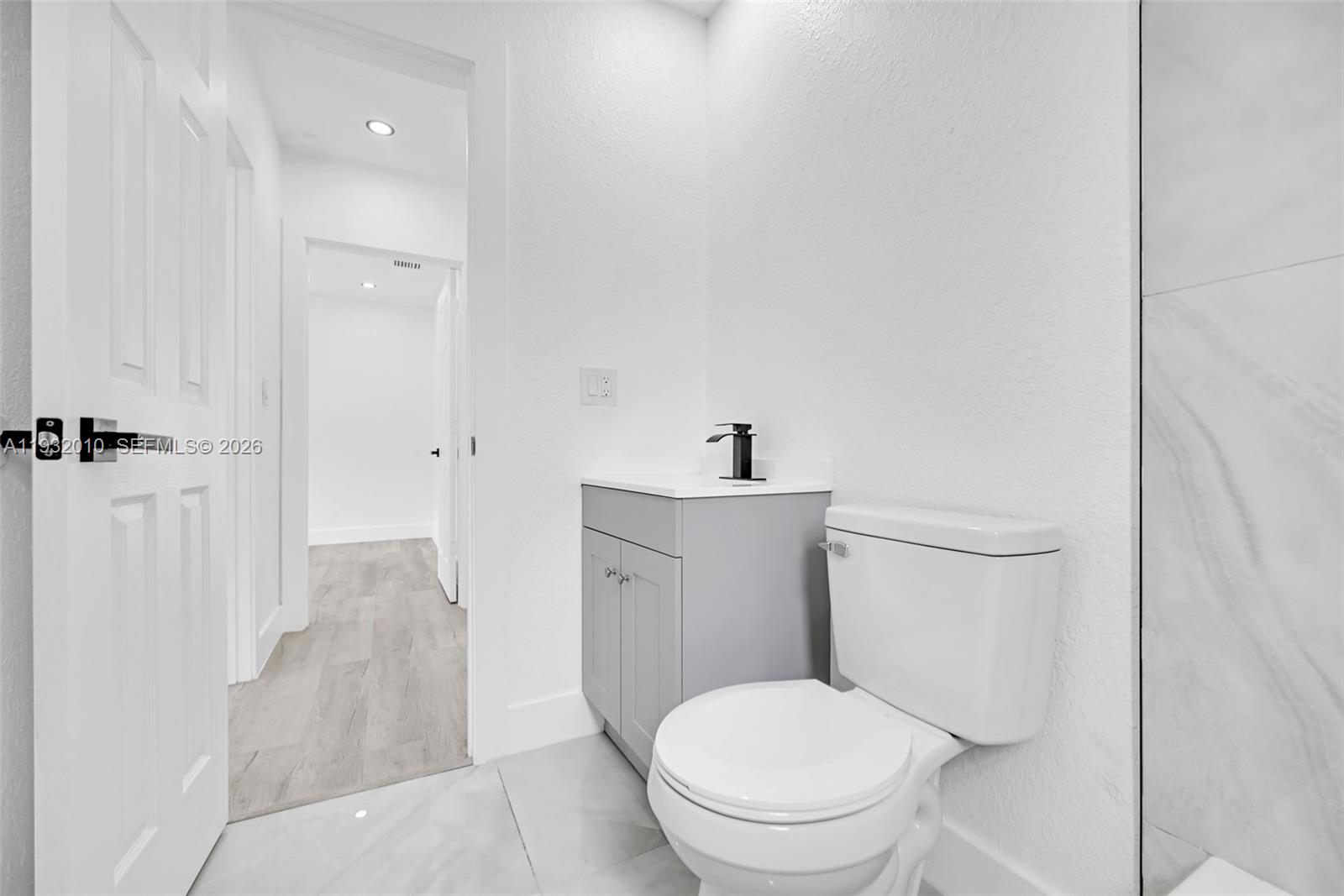 GOLF ESTATES - Residential