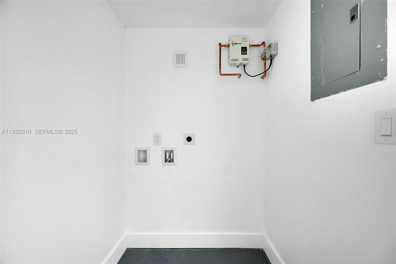 GOLF ESTATES - Residential