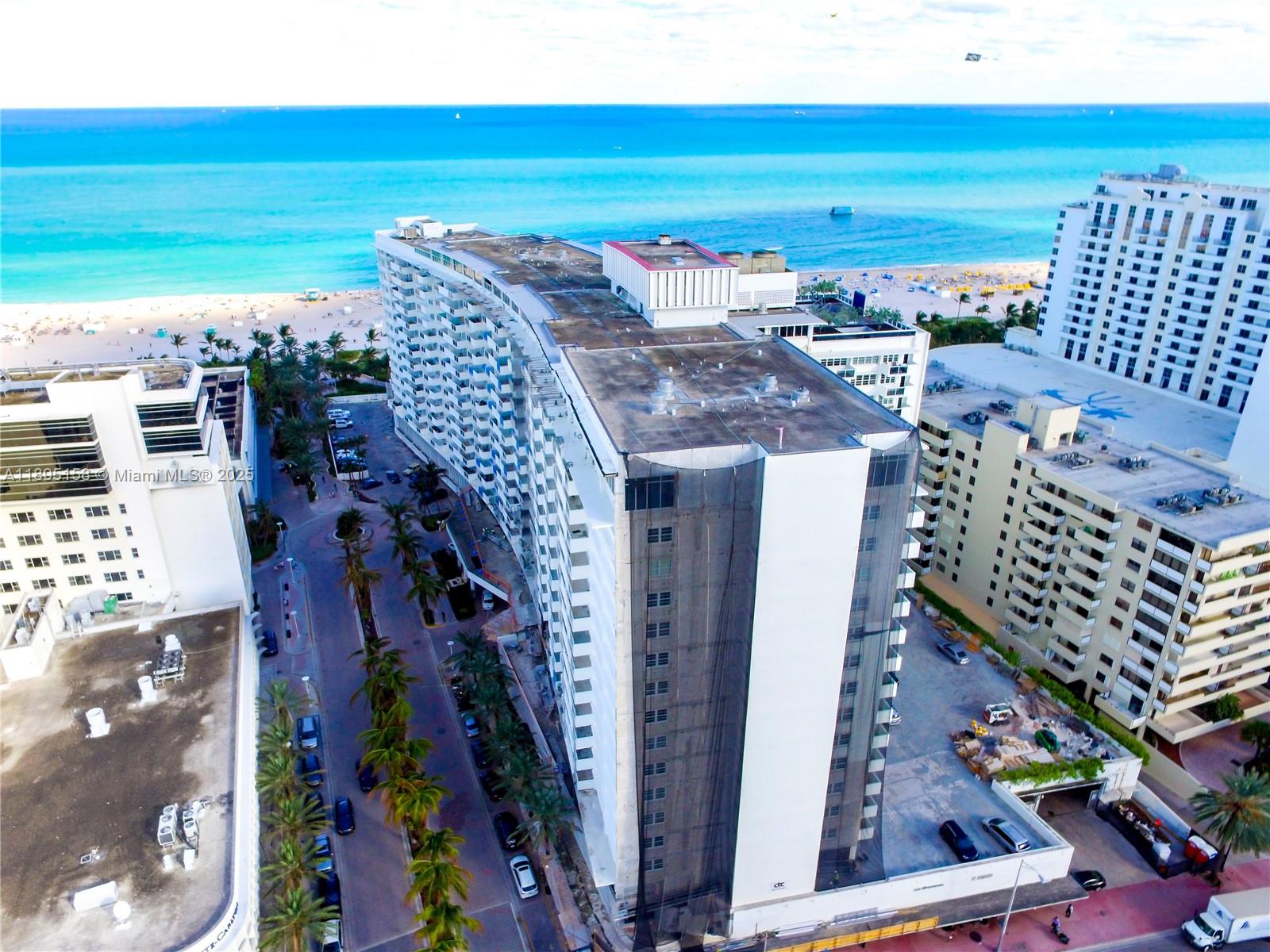 THE DECOPLAGE CONDO - Residential Lease