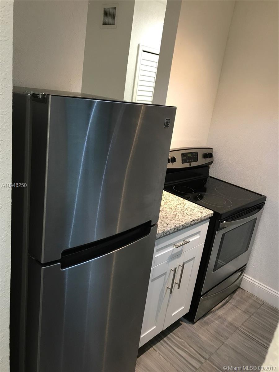 Hidden Gem located in the magnificent Mimo District!!!! Pristine Fully Remodeled 1 Bedroom 1 Bathroom with Washer/Dryer, Stainless Steel Appliances, Dishwasher, Custom Kitchen Cabinetry, Porcelain Floors, outdoor porch and more.. Near Design District, Wynwood, Midtown Shops, Miami Beach and Downtown!!!!