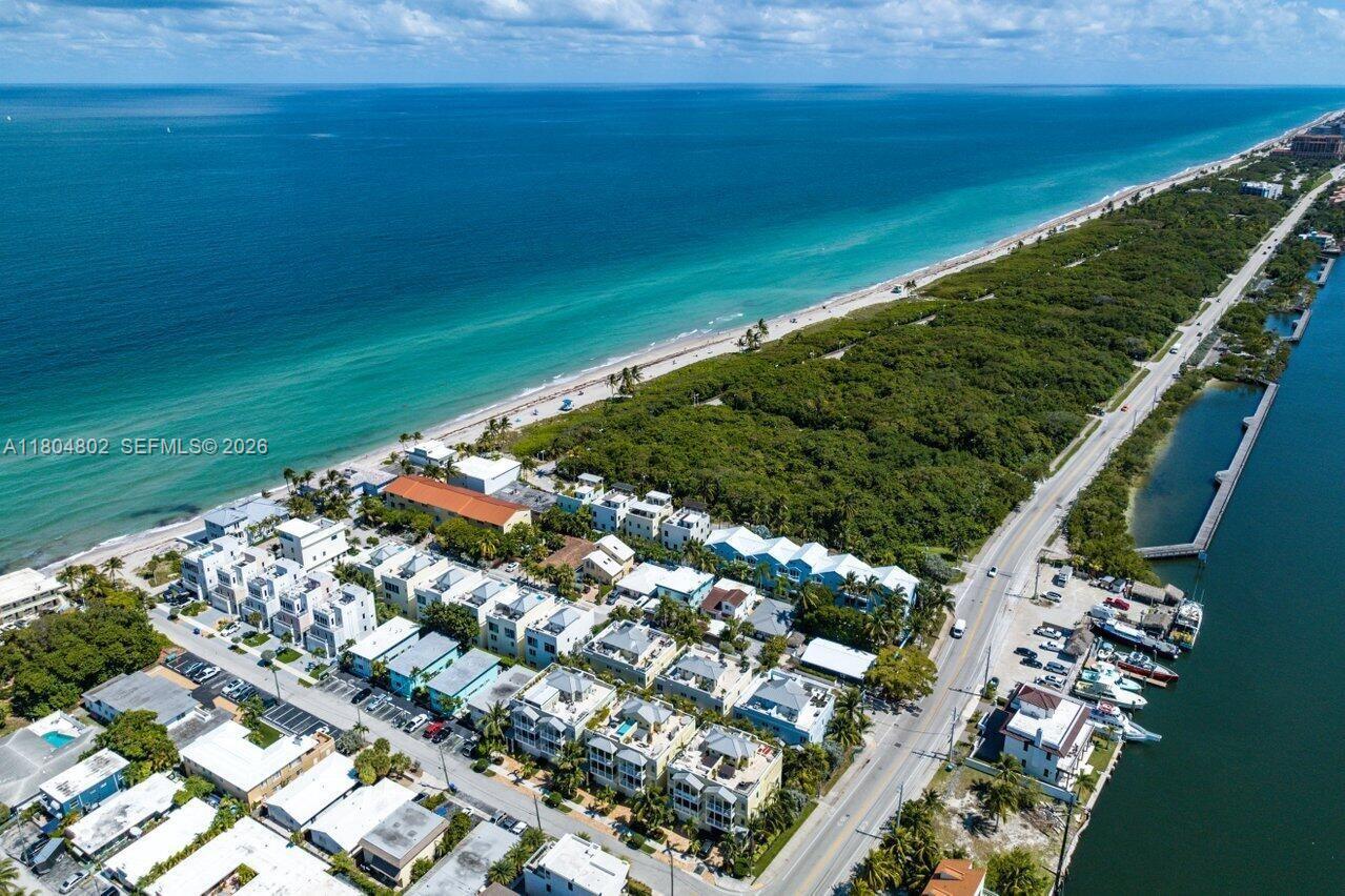 HOLLYWOOD CENTRAL BEACH - Land