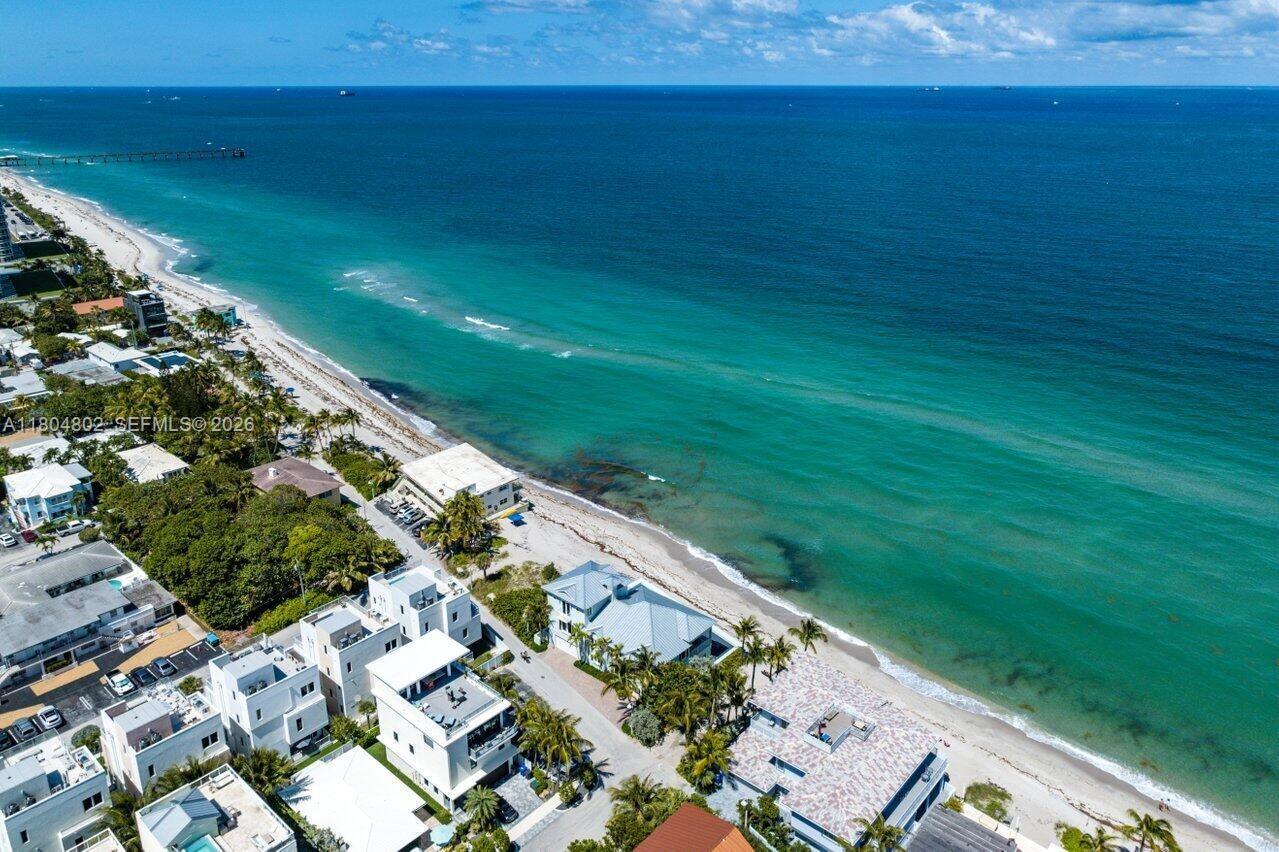 HOLLYWOOD CENTRAL BEACH - Land