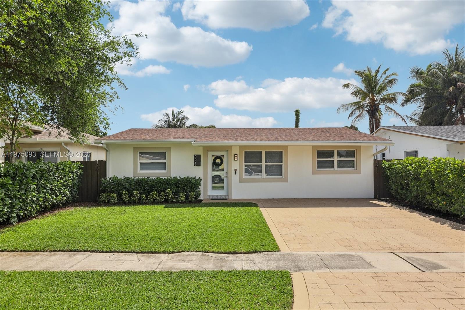 BEVERLY PARK - Residential