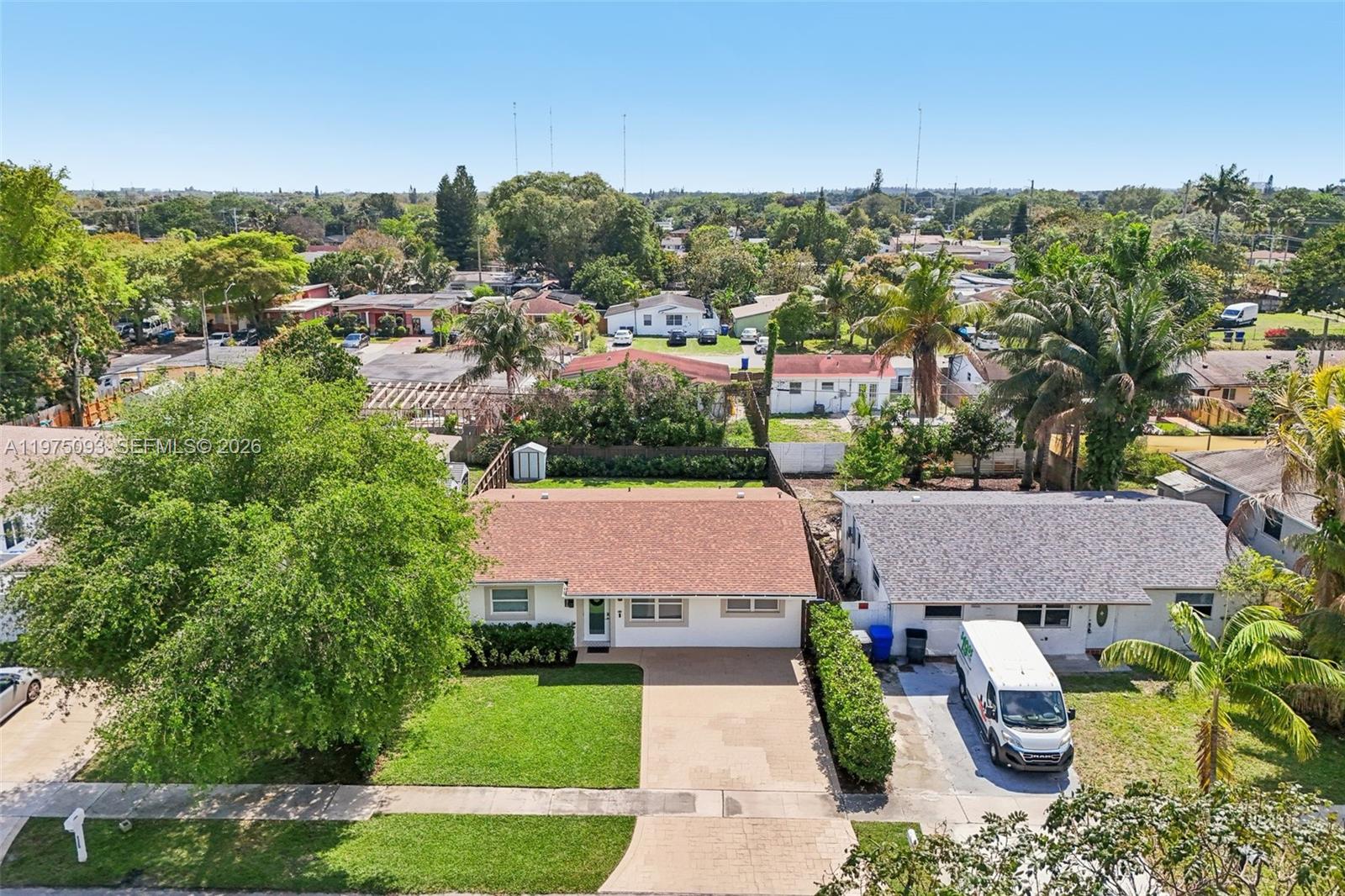 BEVERLY PARK - Residential