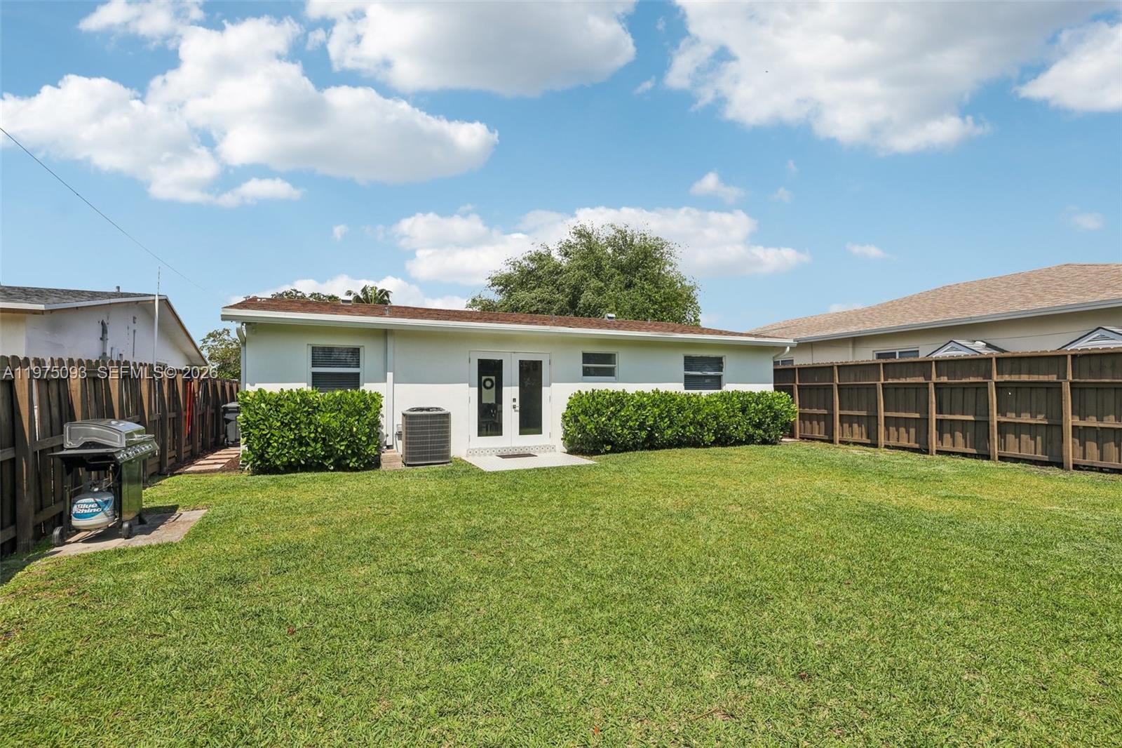 BEVERLY PARK - Residential