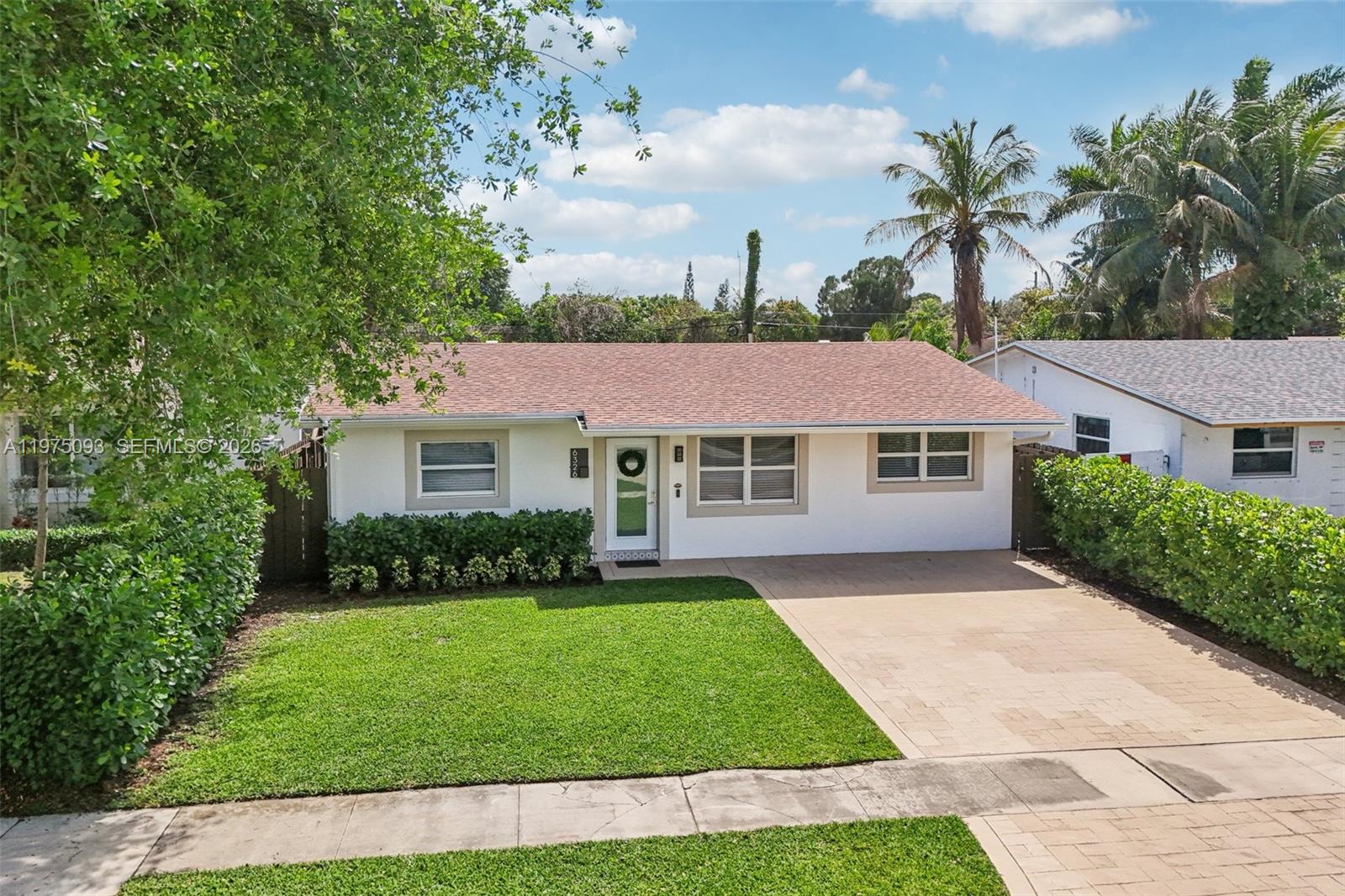 BEVERLY PARK - Residential