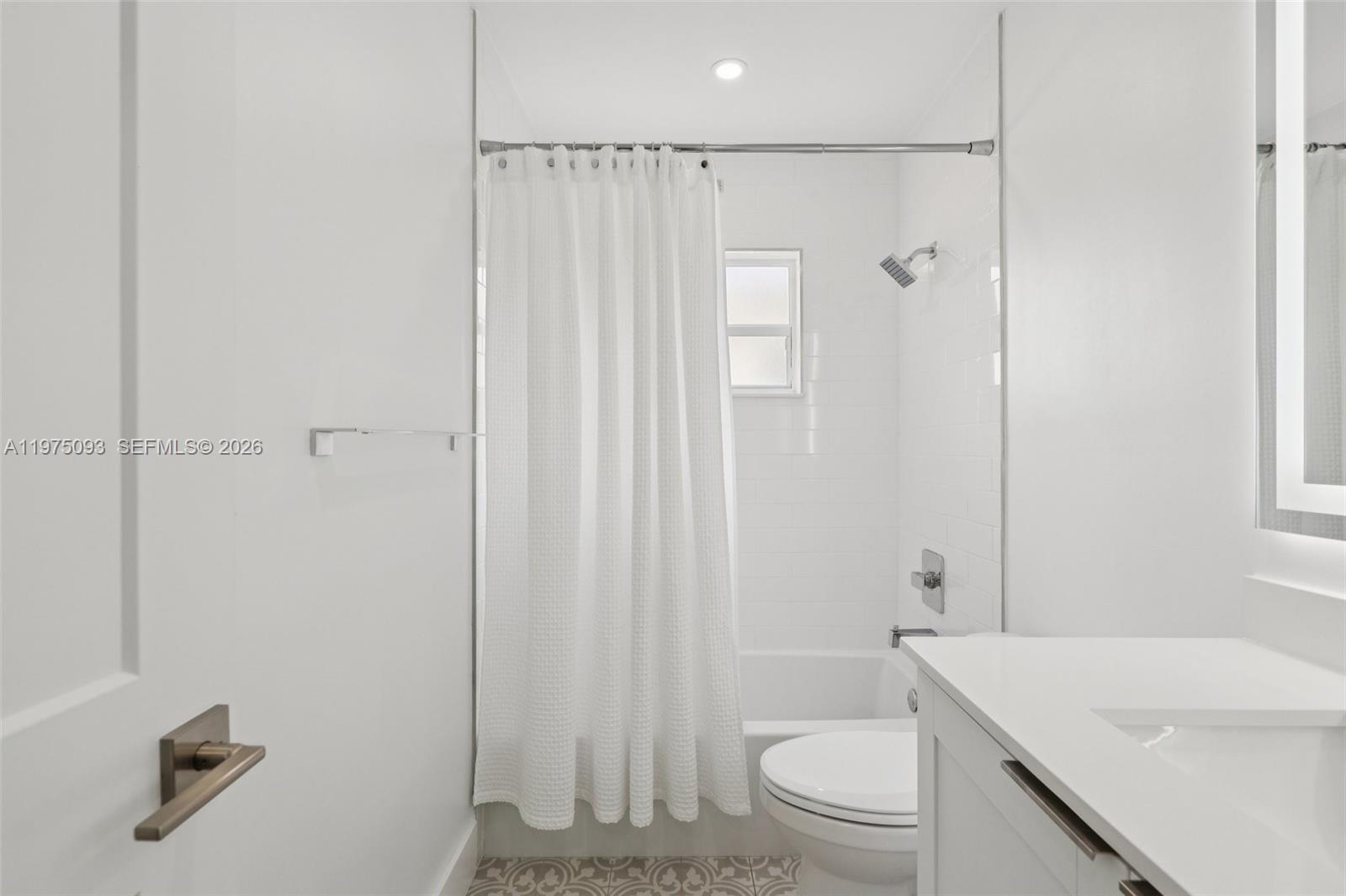 BEVERLY PARK - Residential