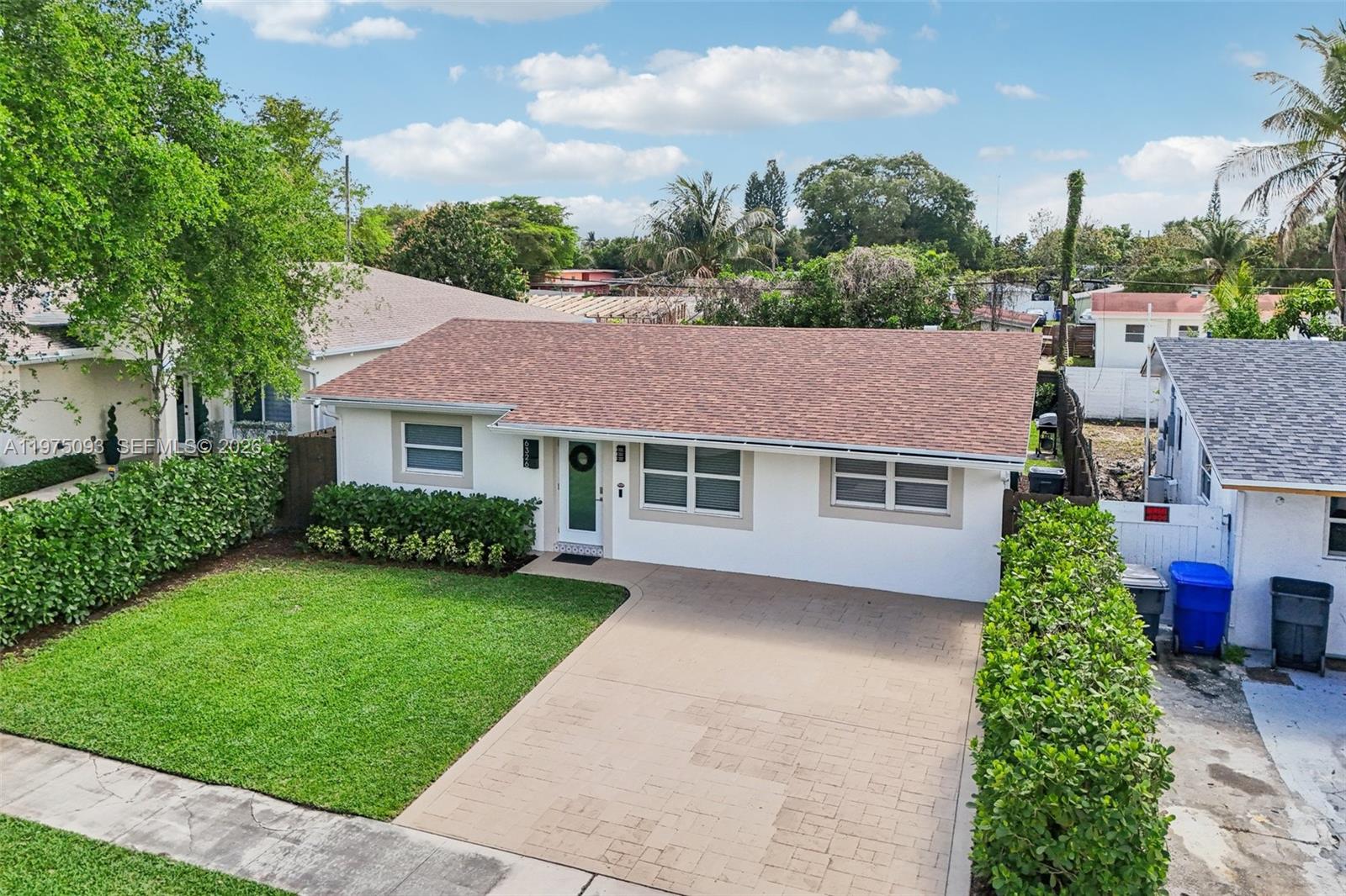 BEVERLY PARK - Residential