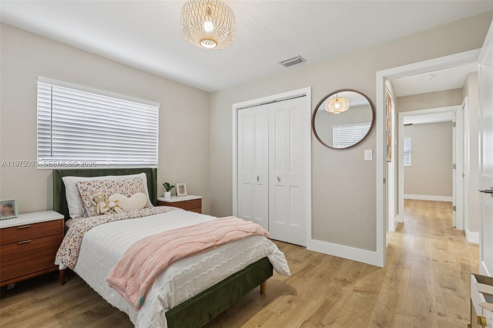 BEVERLY PARK - Residential