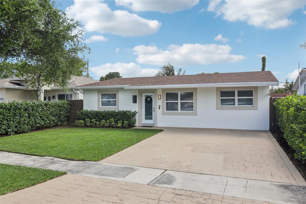 Photo of 6326 Dawson St, Hollywood, FL 33023 (MLS # A11975093)