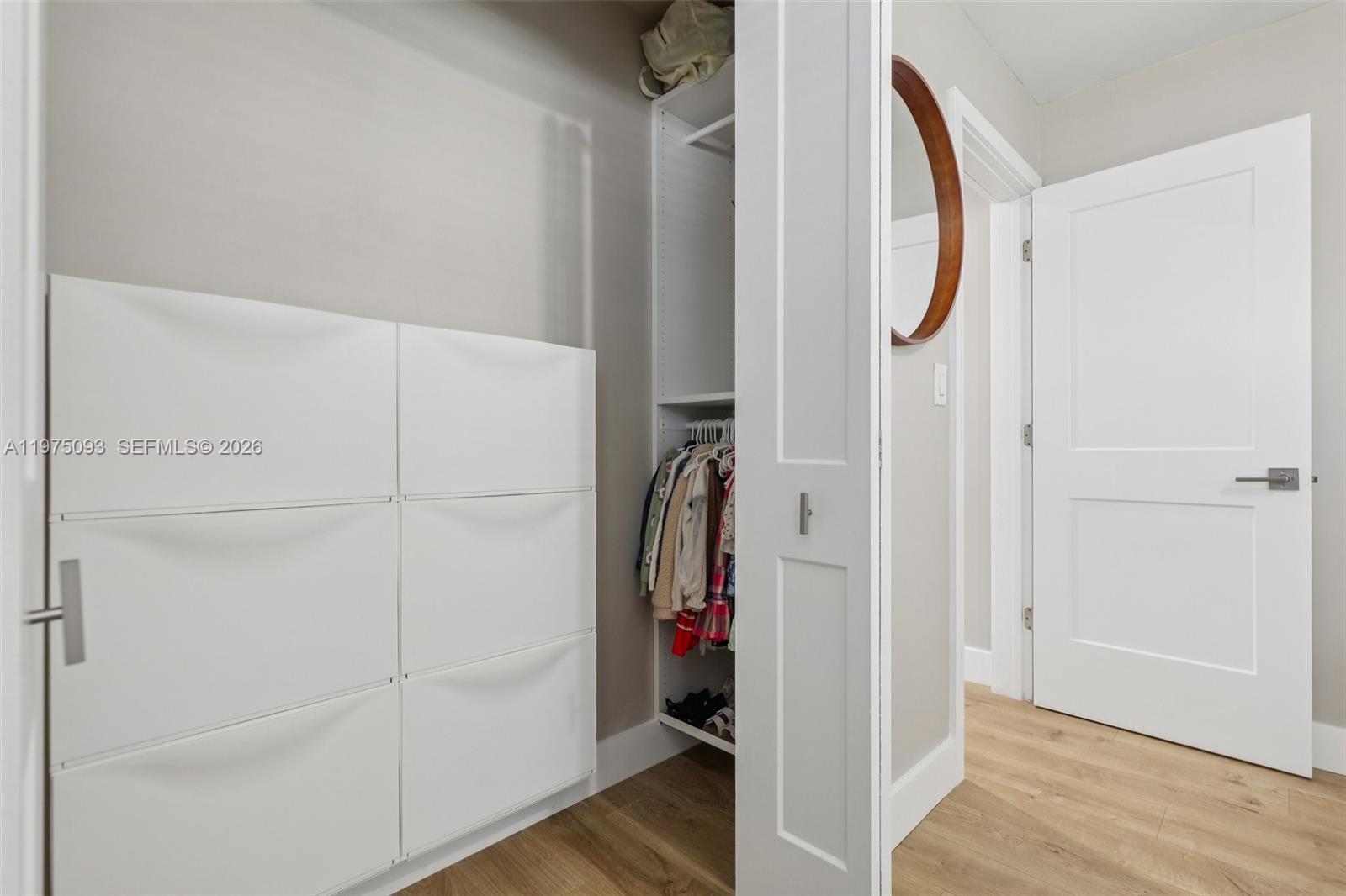 BEVERLY PARK - Residential