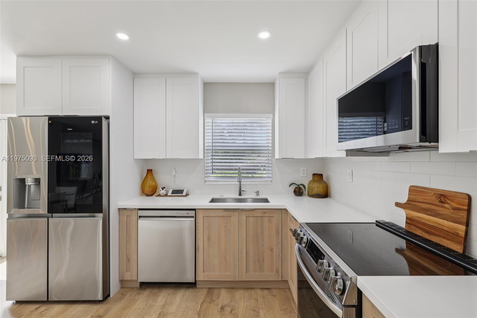 BEVERLY PARK - Residential