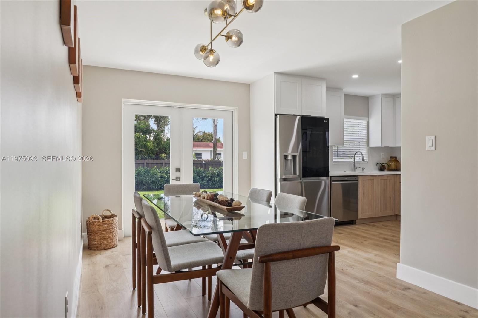 BEVERLY PARK - Residential