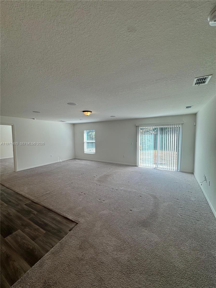 PORT ST LUCIE SECTION 4 - Residential