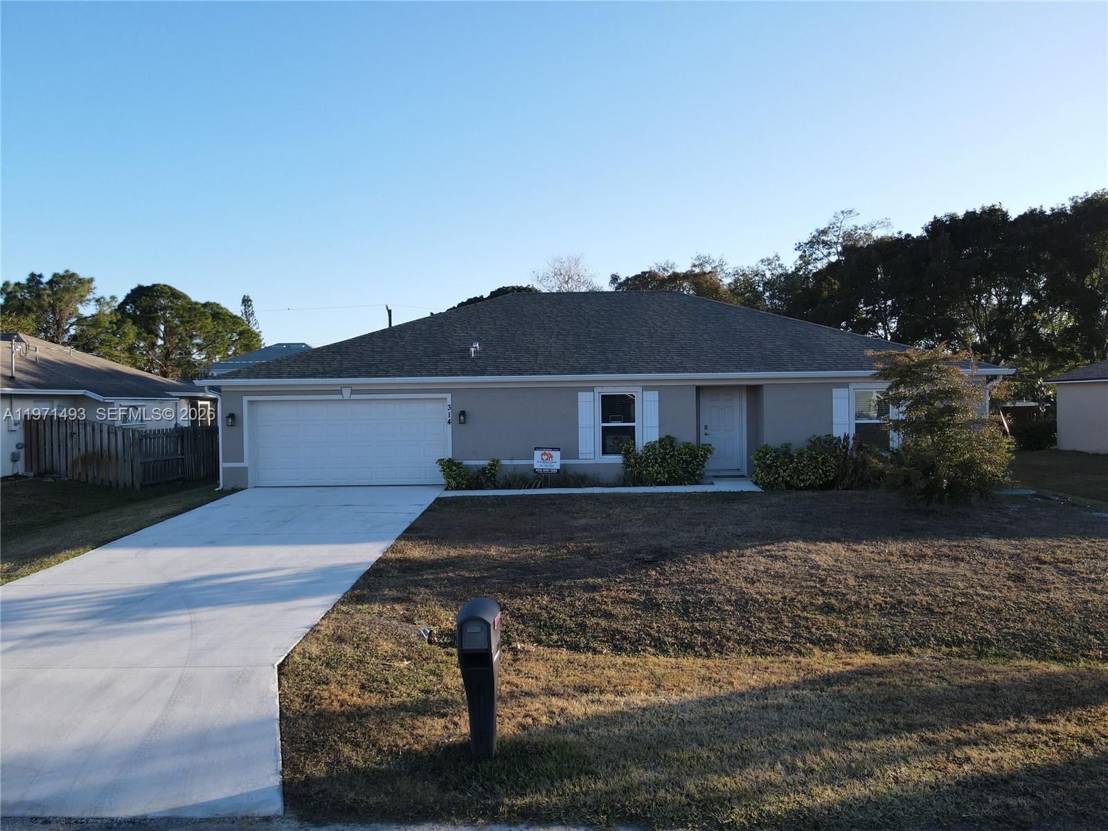 PORT ST LUCIE SECTION 4 - Residential