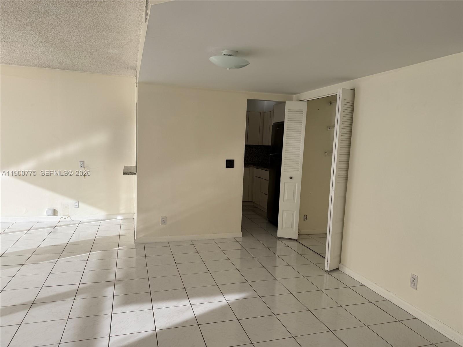 REEF SOUTH CONDO - Residential