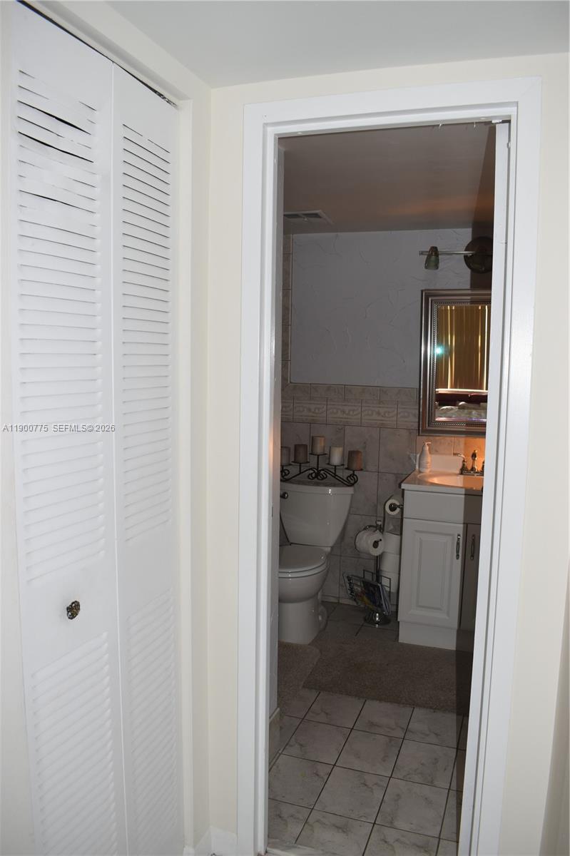 REEF SOUTH CONDO - Residential