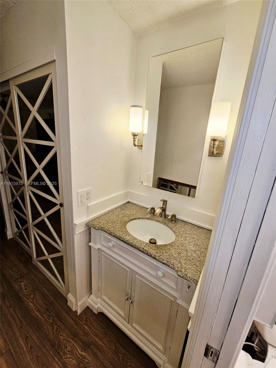 DRAKE TOWER CONDO - Residential