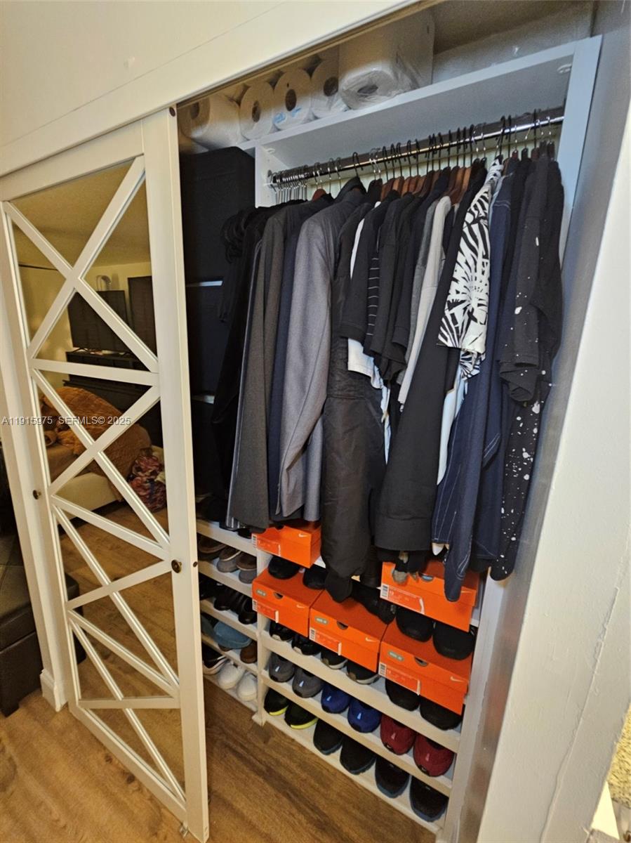 DRAKE TOWER CONDO - Residential