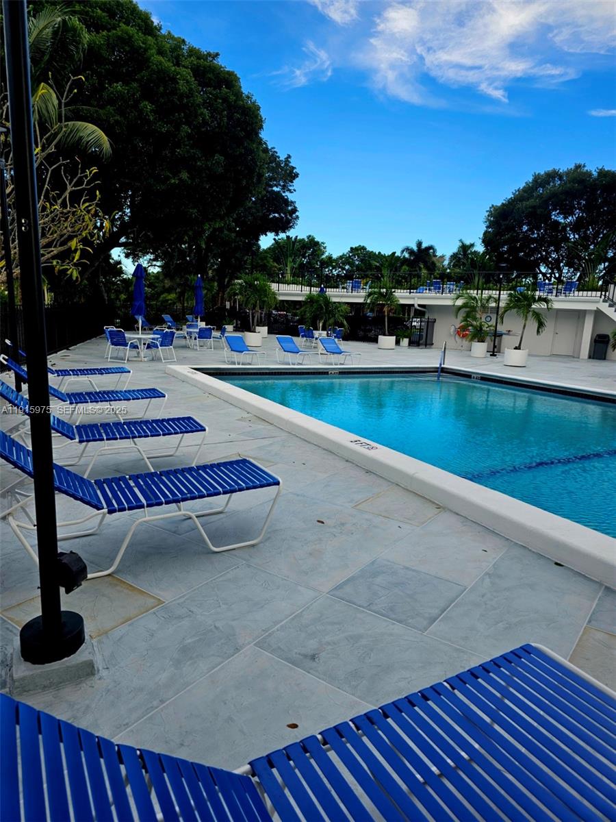 DRAKE TOWER CONDO - Residential