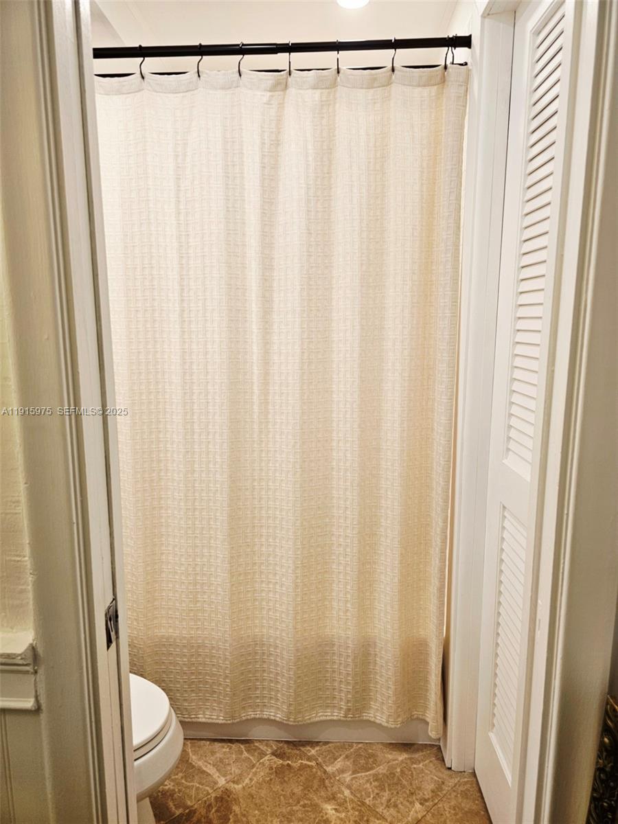 DRAKE TOWER CONDO - Residential