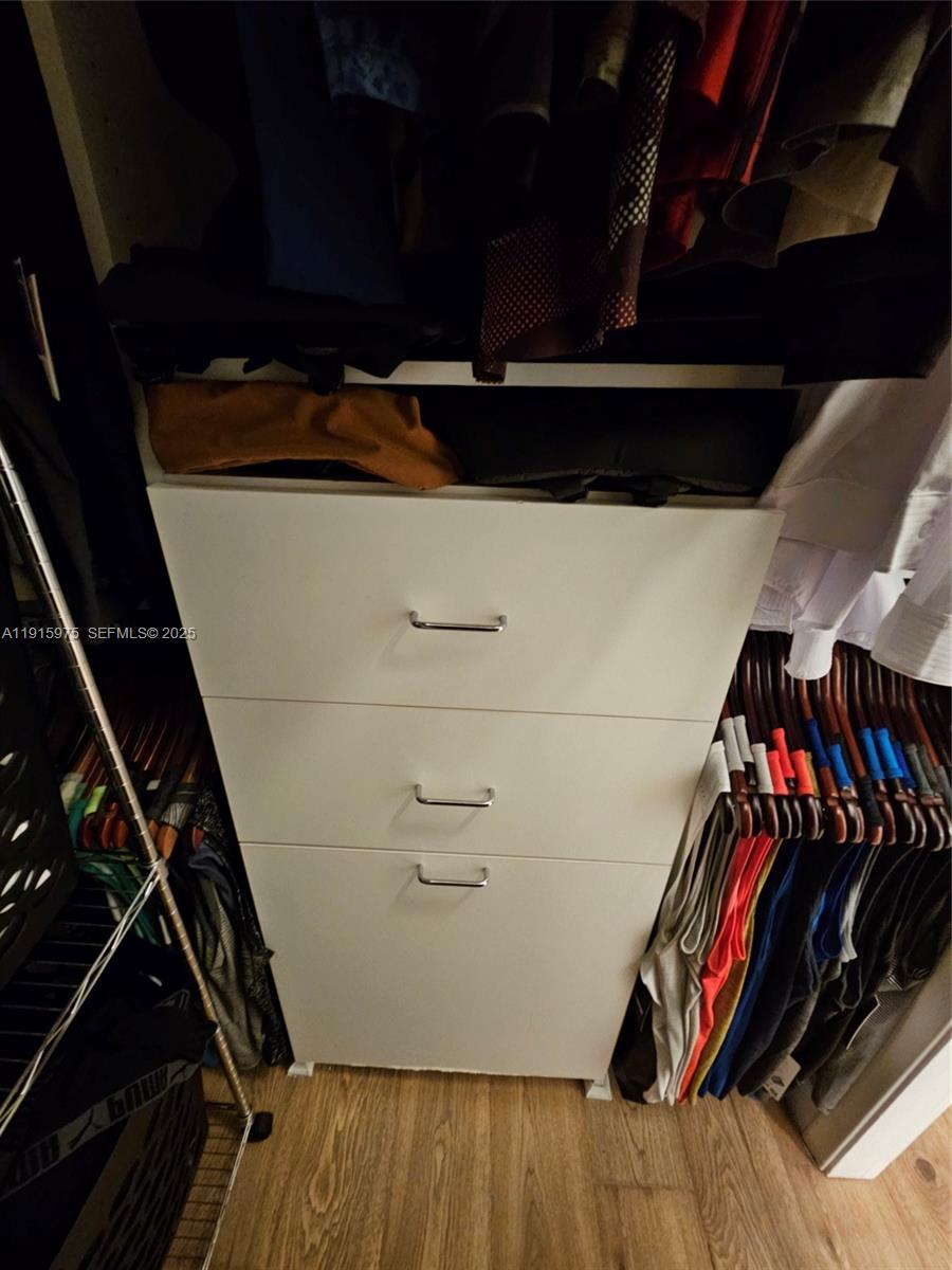 DRAKE TOWER CONDO - Residential